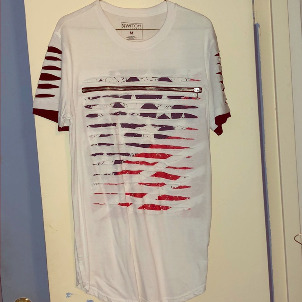 Switch American Flag Short Sleeve Scallop Fit